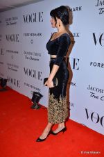 Jacqueline Fernandez at Vogue_s 5th Anniversary bash in Trident, Mumbai on 22nd Sept 2012 (31).JPG
